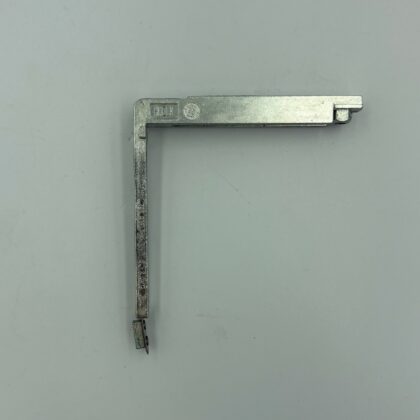 Hueck / Aubi Dreje-Kip Hjørne 888016 – Hjørnebeslag 80x83 mm